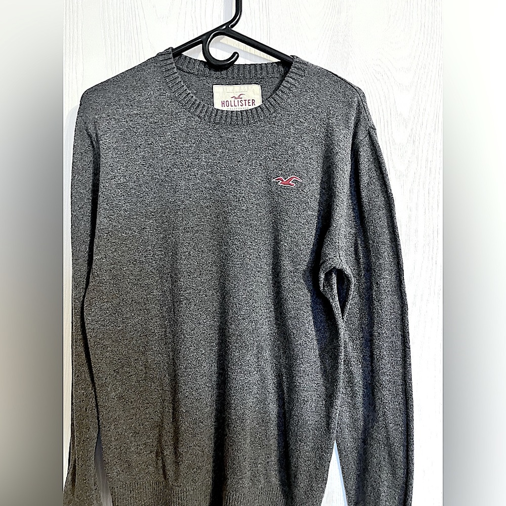 Hollister crew sweater